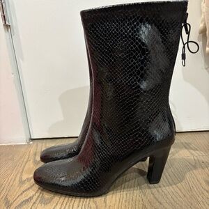 ZARA TEXTURED HEELED ANKLE BOOTS